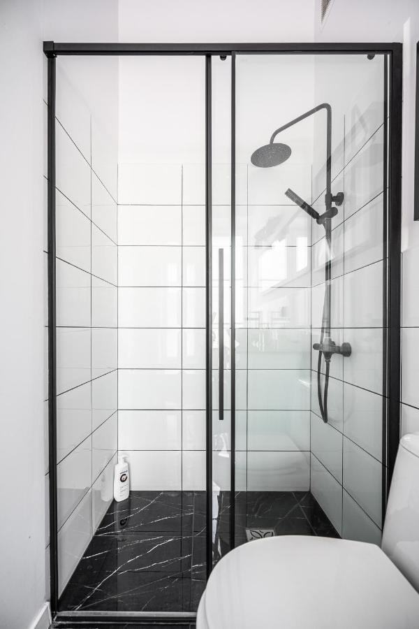 Stylish Studio In The Heart Of The City. Varşovia Exterior foto